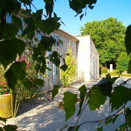 Chambres D'Hotes Domaine Le Fragnaud Saint-Porchaire ภายนอก รูปภาพ