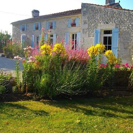 Chambres D'Hotes Domaine Le Fragnaud Saint-Porchaire ภายนอก รูปภาพ