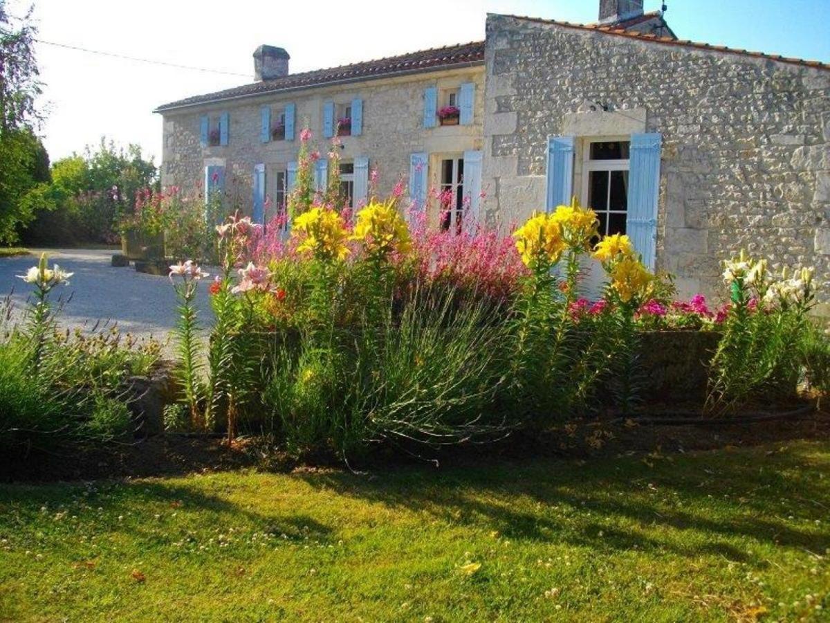 Chambres D'Hotes Domaine Le Fragnaud Saint-Porchaire ภายนอก รูปภาพ